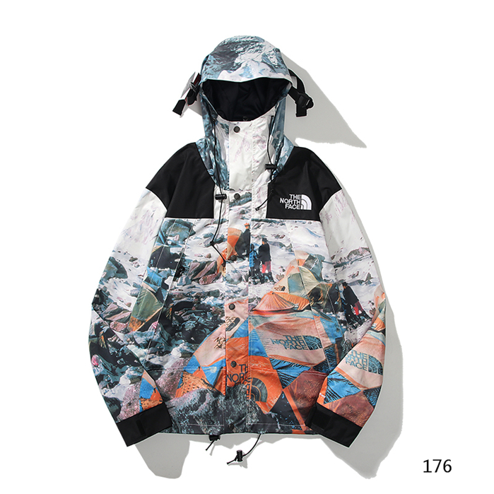 The North Face Men's Outwear 3